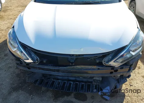 2019 Nissan Sentra S z USA, uszkodzony, nr VIN 3N1AB7AP2KY415951